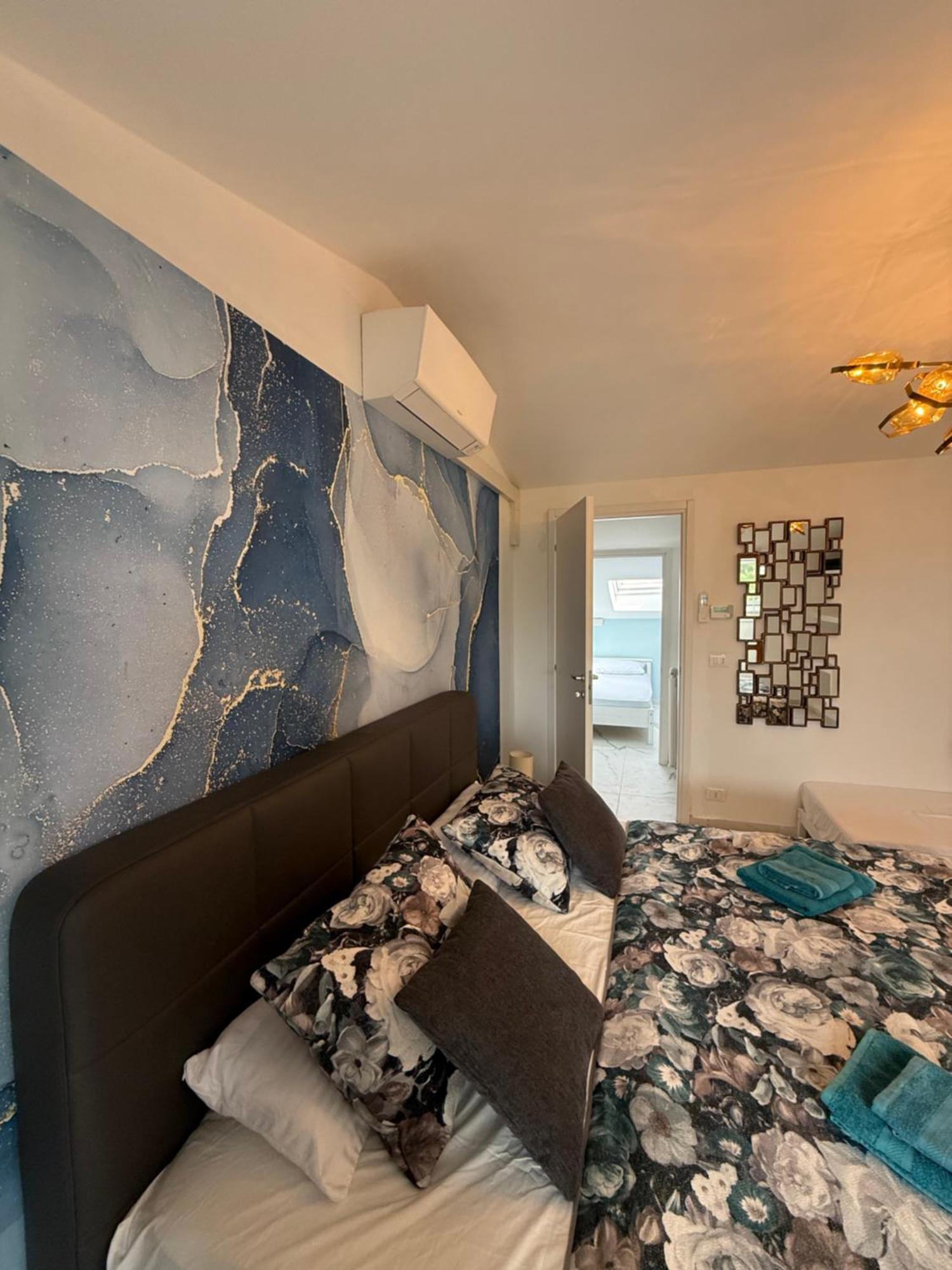 Apartment Mit Meerblick Am Strand Costa Azzura Grado Exterior photo