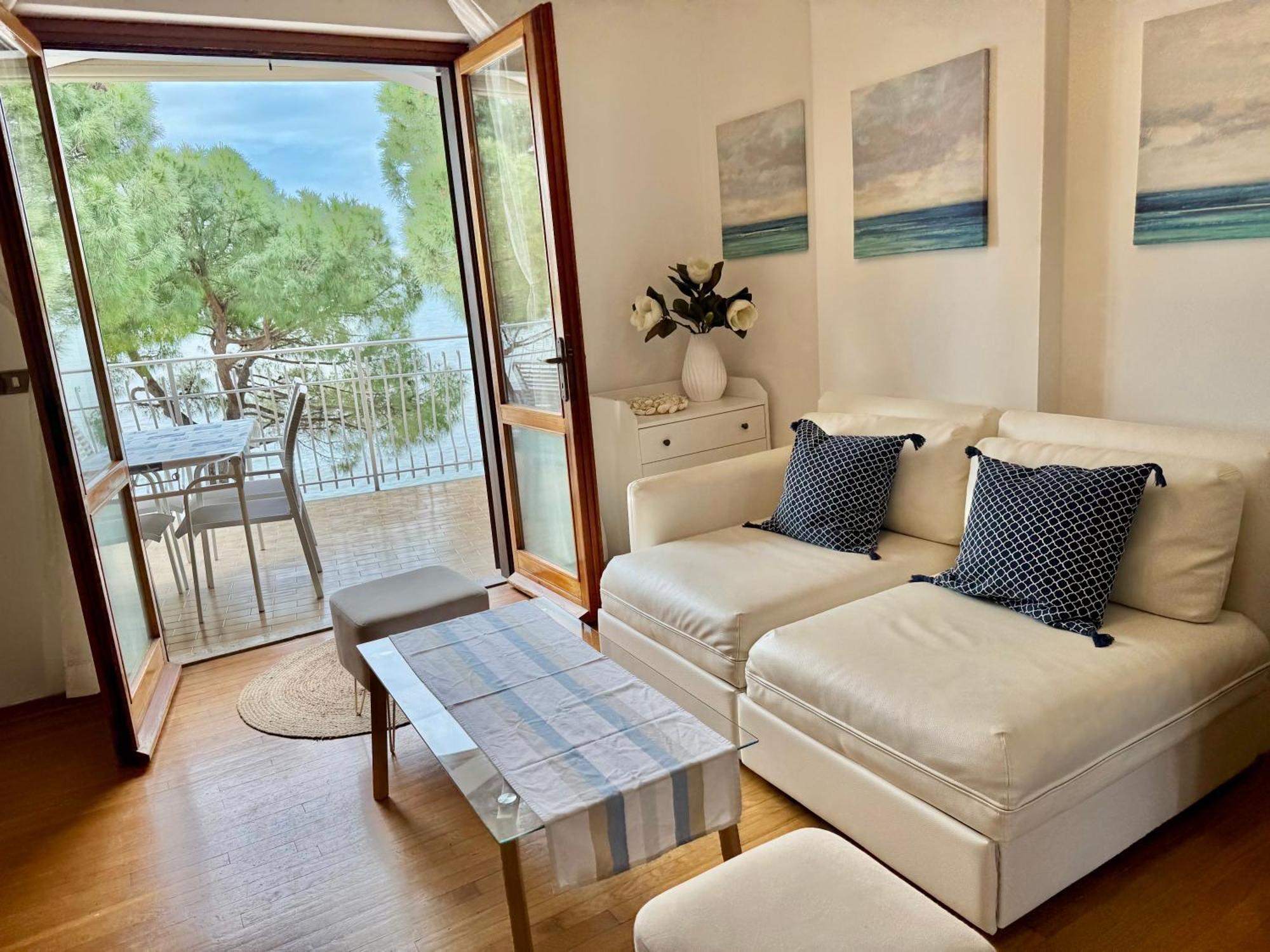 Apartment Mit Meerblick Am Strand Costa Azzura Grado Exterior photo